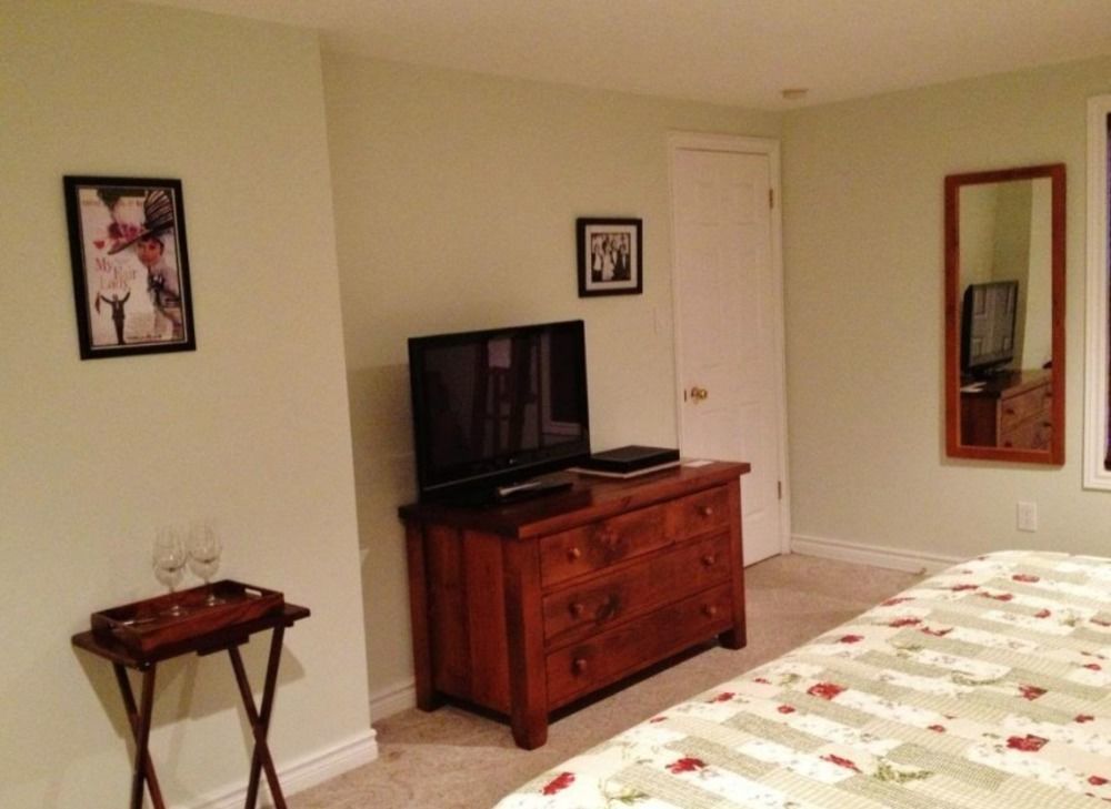 Finlay House Bed And Breakfast Niagara - On - The - Lake Bagian luar foto